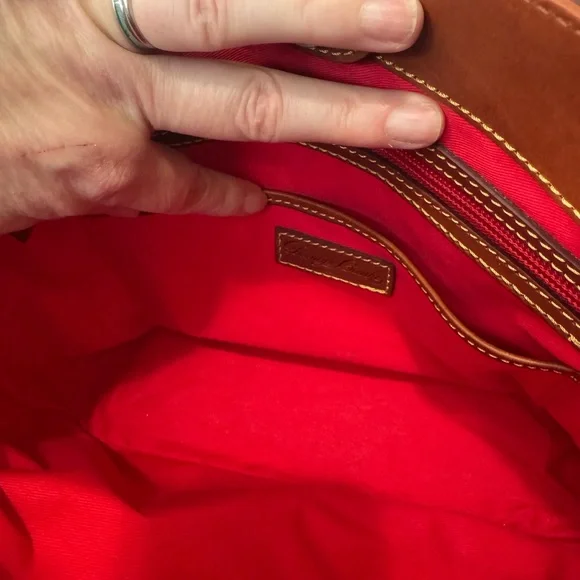 ✨ Dooney & Bourke Small Gretchen Tote in Natural/Tan ✨ - Picture 9 of 12